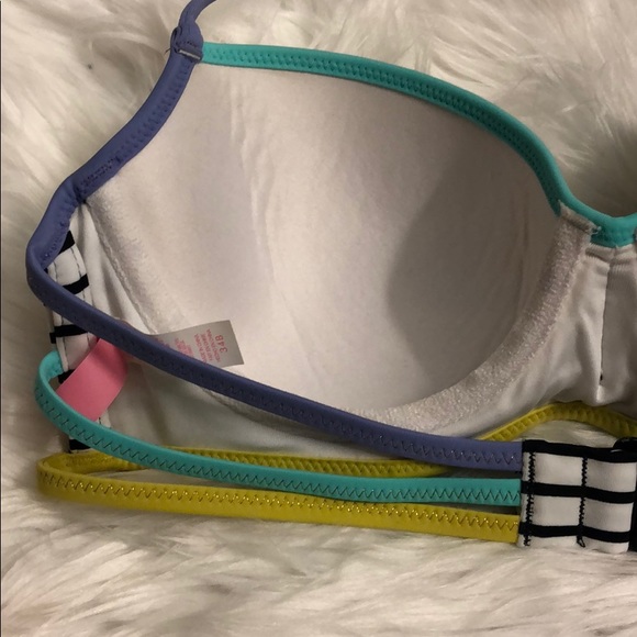 Victoria’s Secret Bikini Top Size 34B - Picture 5 of 8